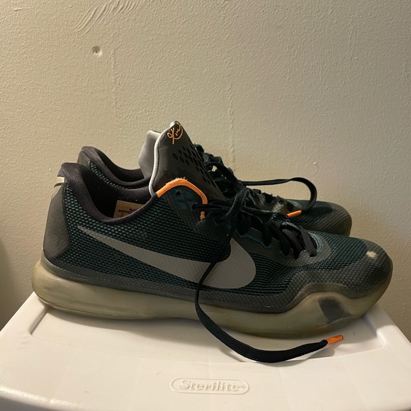 Kobe 10 Flight - Picture 2 of 8